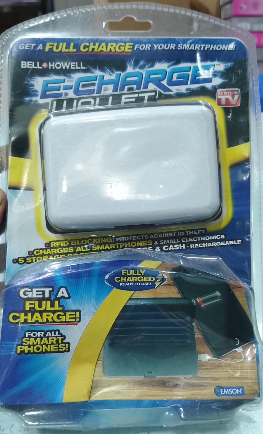 E-Charge Wallet Deluxe Portable Mobile Charger Power Bank And Credit Card Case - Image 4