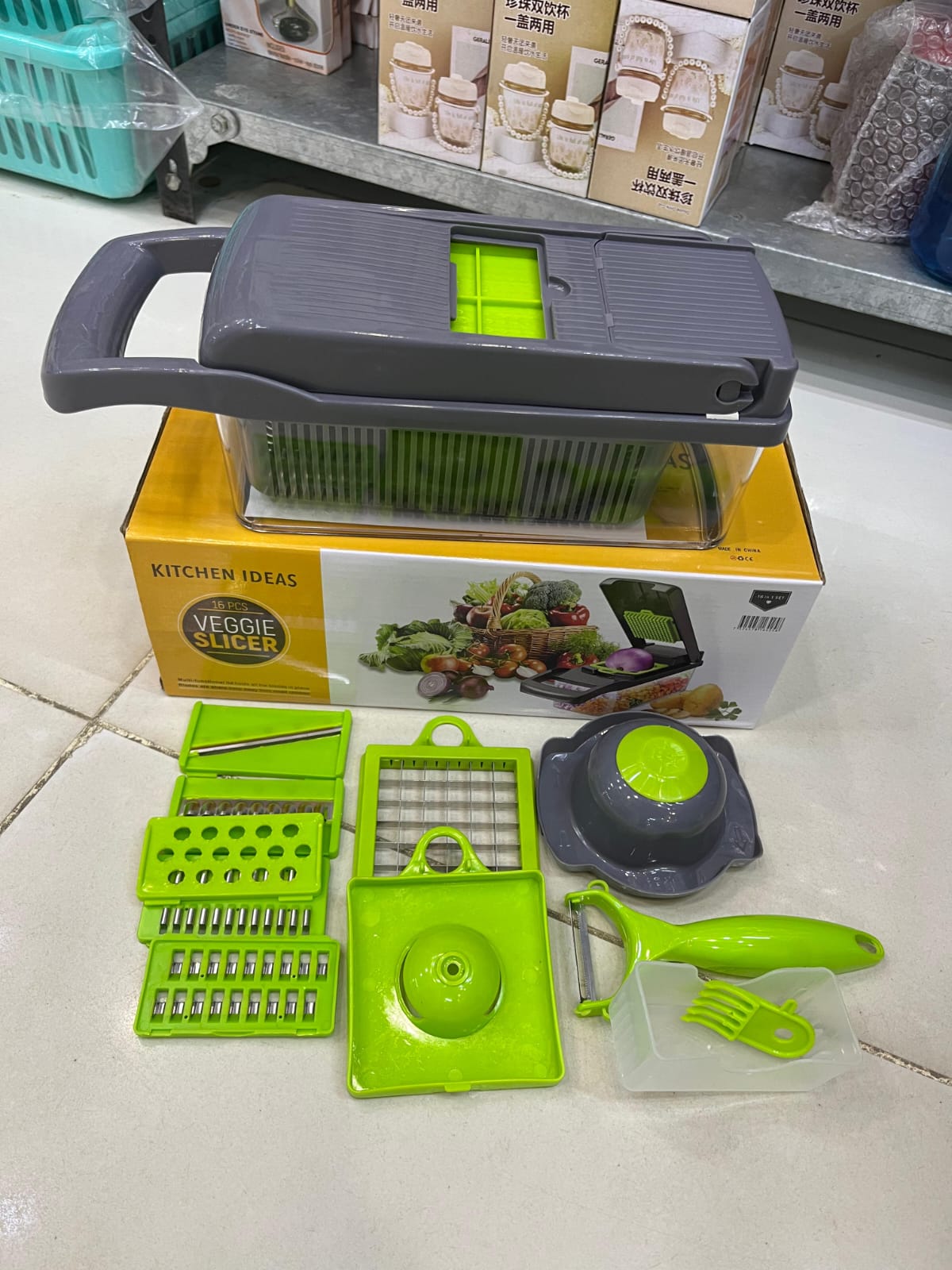 16-in-1 Multi-Functional Vegetable Chopper & Slicer Set - Image 2