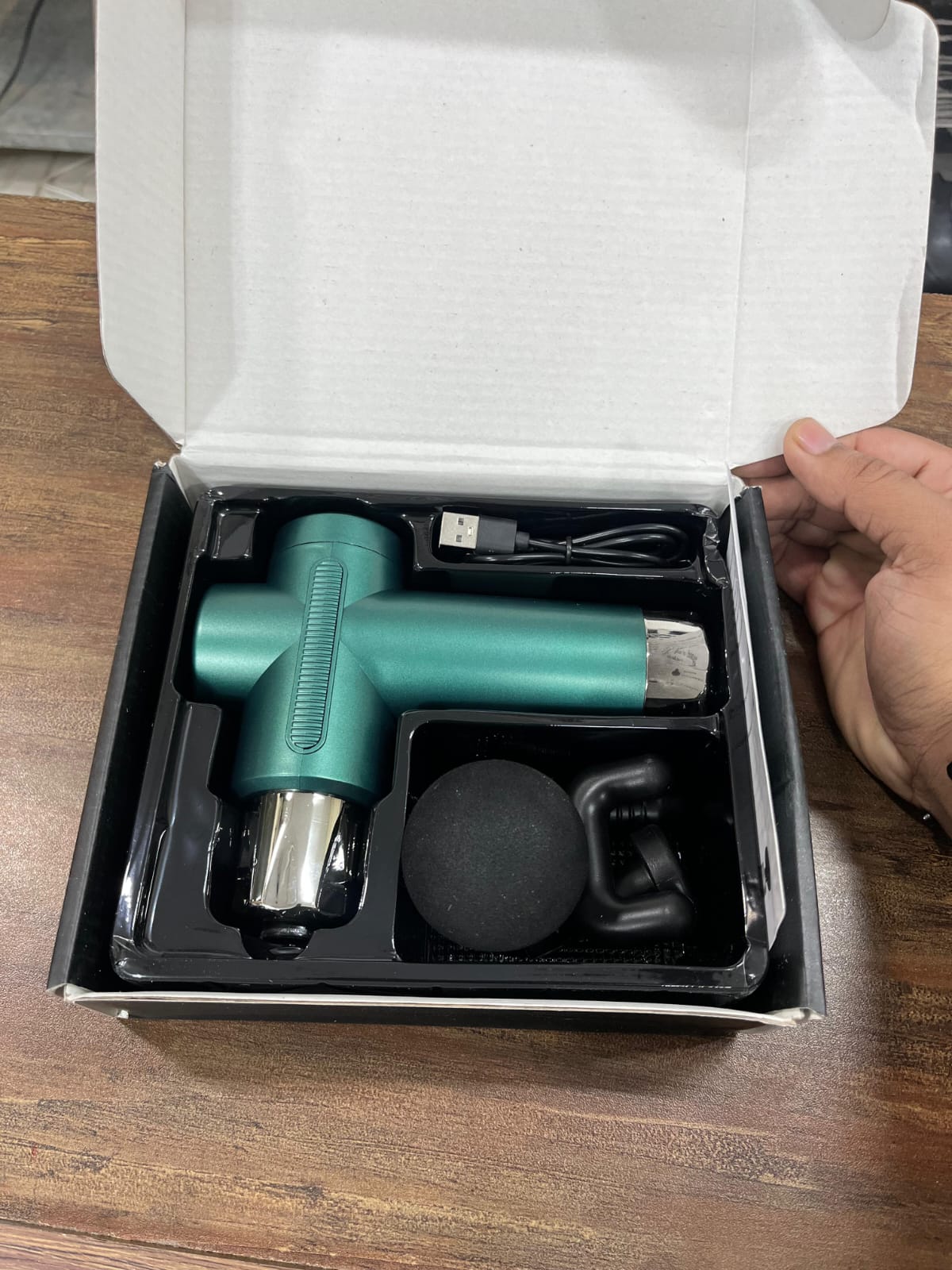 Premium Quality Metal Body Massage Gun - Image 3